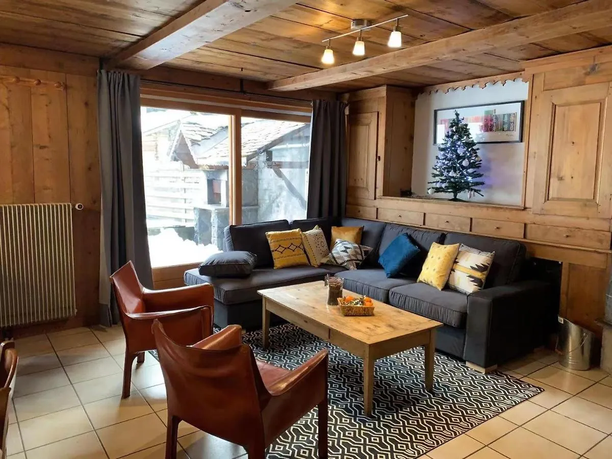 Villa La Jolie Bergere Morzine Chalet