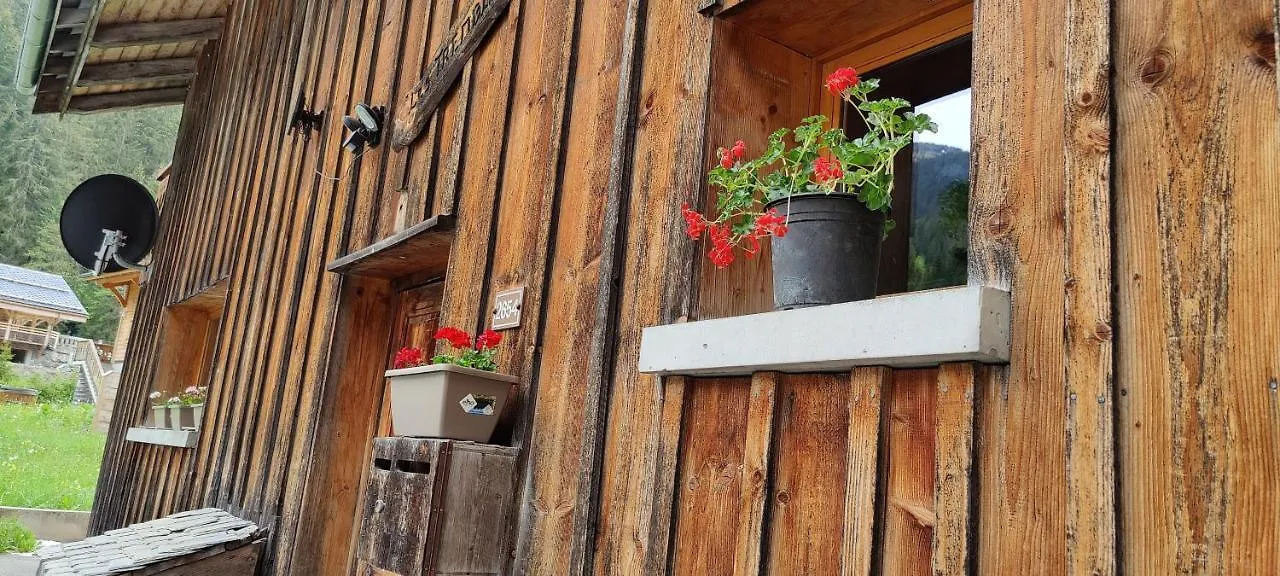 Villa La Jolie Bergere Morzine Chalet